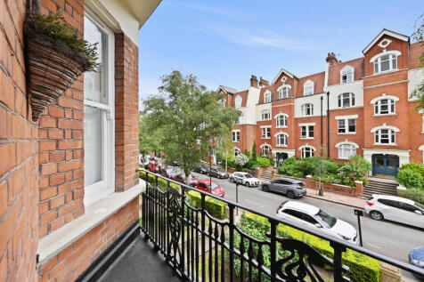 14-0f3fGCHAM - 68 Harvard Court - Balcony -Orig...