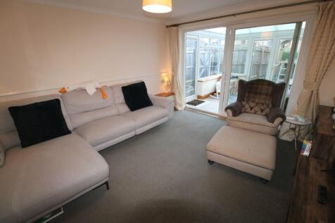 Overcombe Close, Poole, Dorset, BH17 photo 4