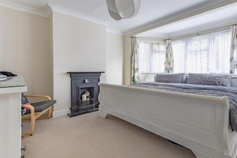 9 Hillcrest Way (8).jpg