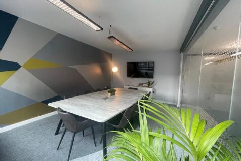 Office to rent Image 6