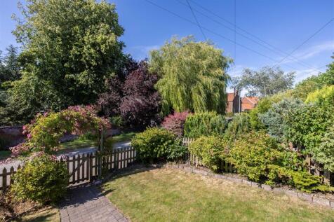 Crumble Cottage External-6.jpg