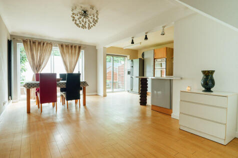 Living / Dining / Kitchen Area