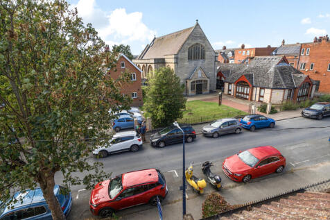 1362585-1-68e40ed...