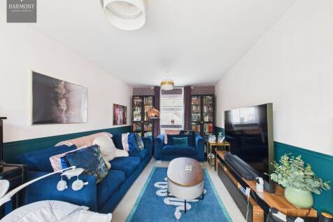 Living Room, Ground Floor