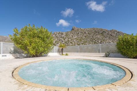 Stylish Penthouse in the sought-after Bellresguard residential area