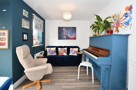 Chill &amp; play the piano