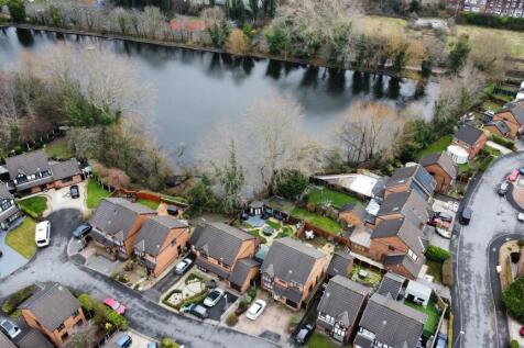 Henley Court For Sale