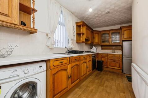 Conifer Grove, BILLINGHAM photo 4