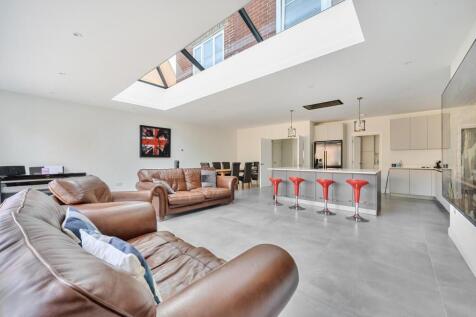 Davidson Frost-Wellings, DFW, Chandos Court, Stanm