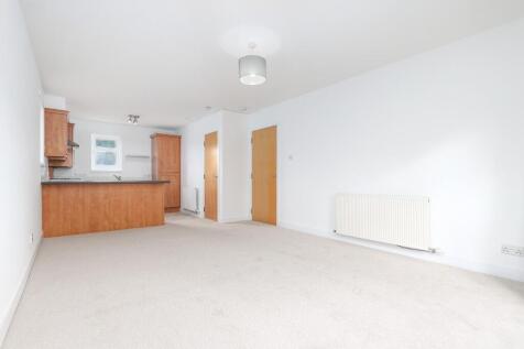 Bridgend, Stewarton, East Ayrshire, KA3 photo 4