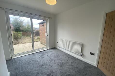 Jubilee Avenue, Crewe photo 4