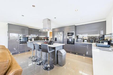 Open Plan Kitchen/Dining/Living Room