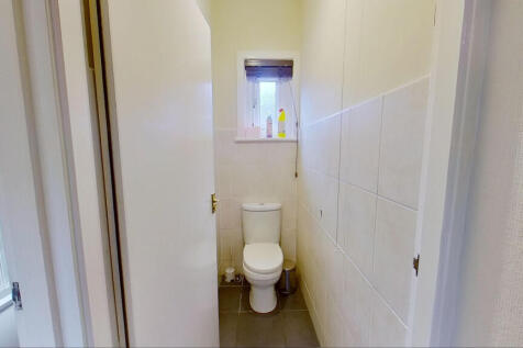 estcourt-avenue-10132022154714-1