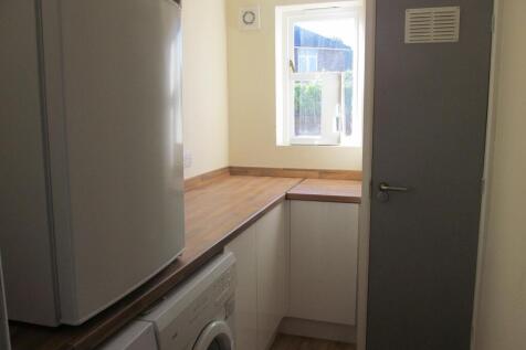 Warwick Road (room 5), Carlisle, CA1 photo 5