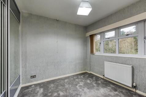 1 Manor Road-Bedroom 2.jpg