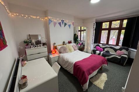 Harlaxton Drive, Nottingham, Nottinghamshire, NG7 photo 5