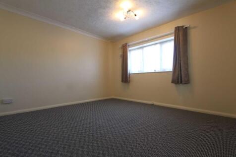 Cross Green, Basildon photo 5