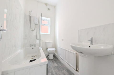 To Let - Weld Road, Birkdale, PR8 - One Bed Apt photo 3