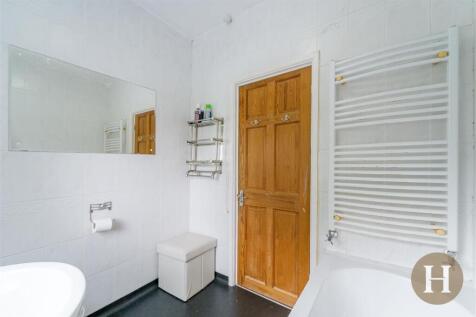 Hadleigh Estate Agents-18.jpg