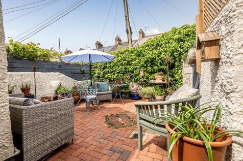 Rear Courtyard