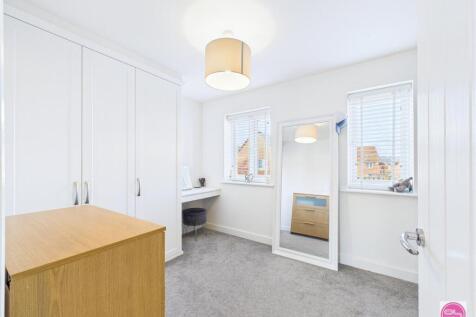 Ashlands Drive, Woodville (24).jpg