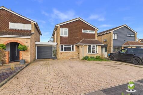 EweMove Estate Agents - 82 Windermere Avenue - Par