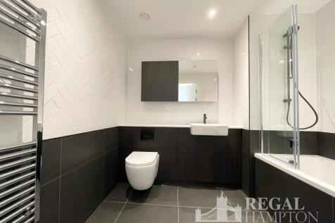 3 Everdene Path, Richmond, London, W3 photo 4