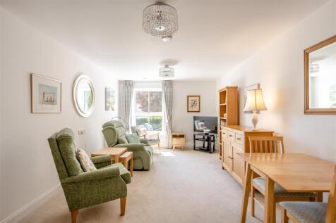 8690570-interior12.jpg