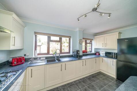 © Webbs Estate Agents © (50 of 98).jpg