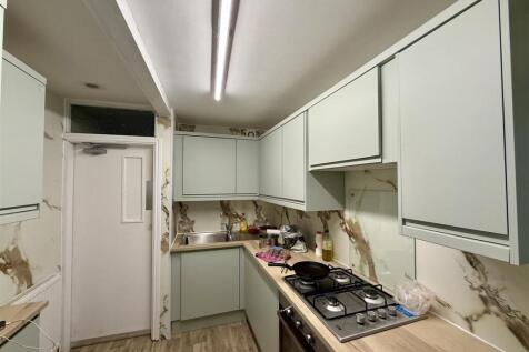 Kitchen 1
