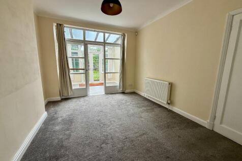 Bradston Road, Leicester, LE2 photo 3