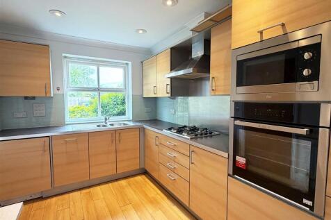 VM Kitchen.jpg