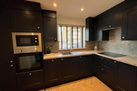 1 Bed Furnished Apartment