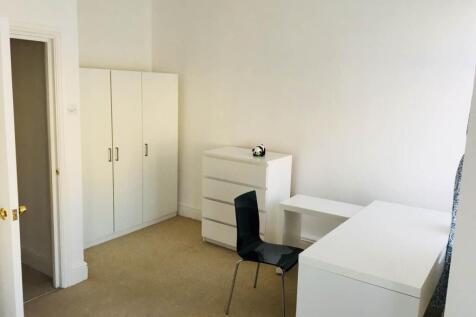 Bedroom 1 Reverse An