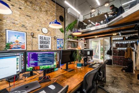 Mentmore Terr 3B  6.jpg