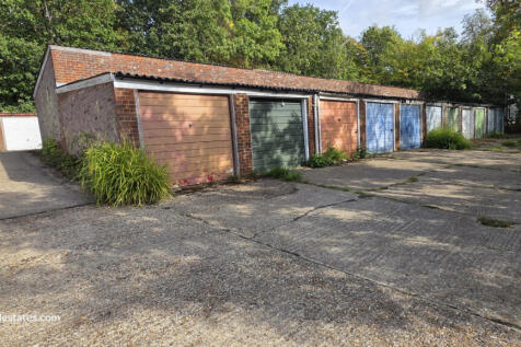 GARAGE EN-BLOCK