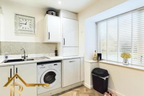 CAM03016G0-PR0029-STILL010