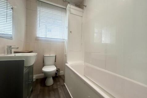 Bathroom.jpeg