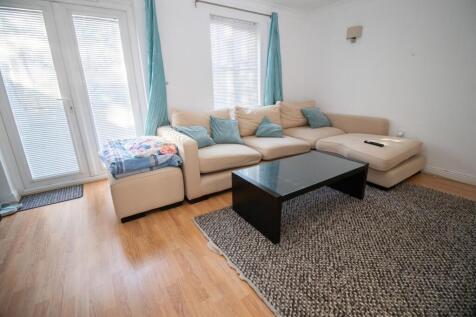 Threipland Drive, Birchgrove photo 3