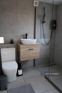 Loft Room Ensuite