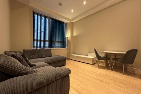 Livingroom (2).jpeg