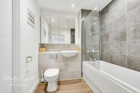1 bed, 1 bath Apartment in London - Photo 15