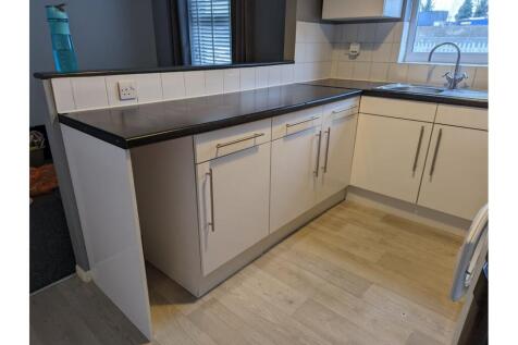 Lounge / Kitchen