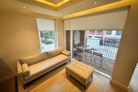 WhatsApp Image 2025-10-15 at 15.05.04 (5).jpeg