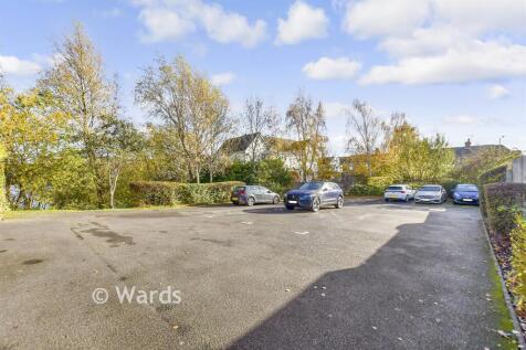 Driveway/Parking