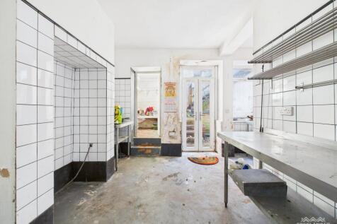 Kitchen 3