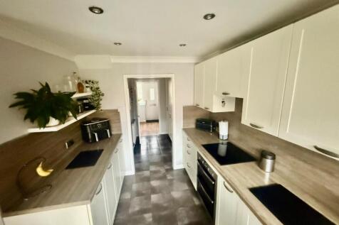 PHOTO-2025-11-08-20-58-36 17