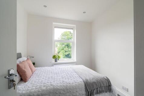 147 Newbridge Road-6.jpg