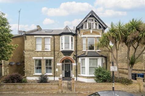 London, W13 - property photo