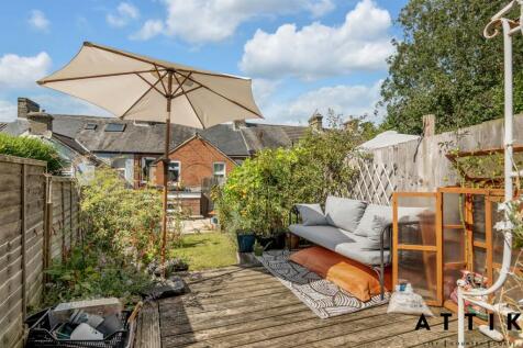 Halesworth, IP19 - property photo